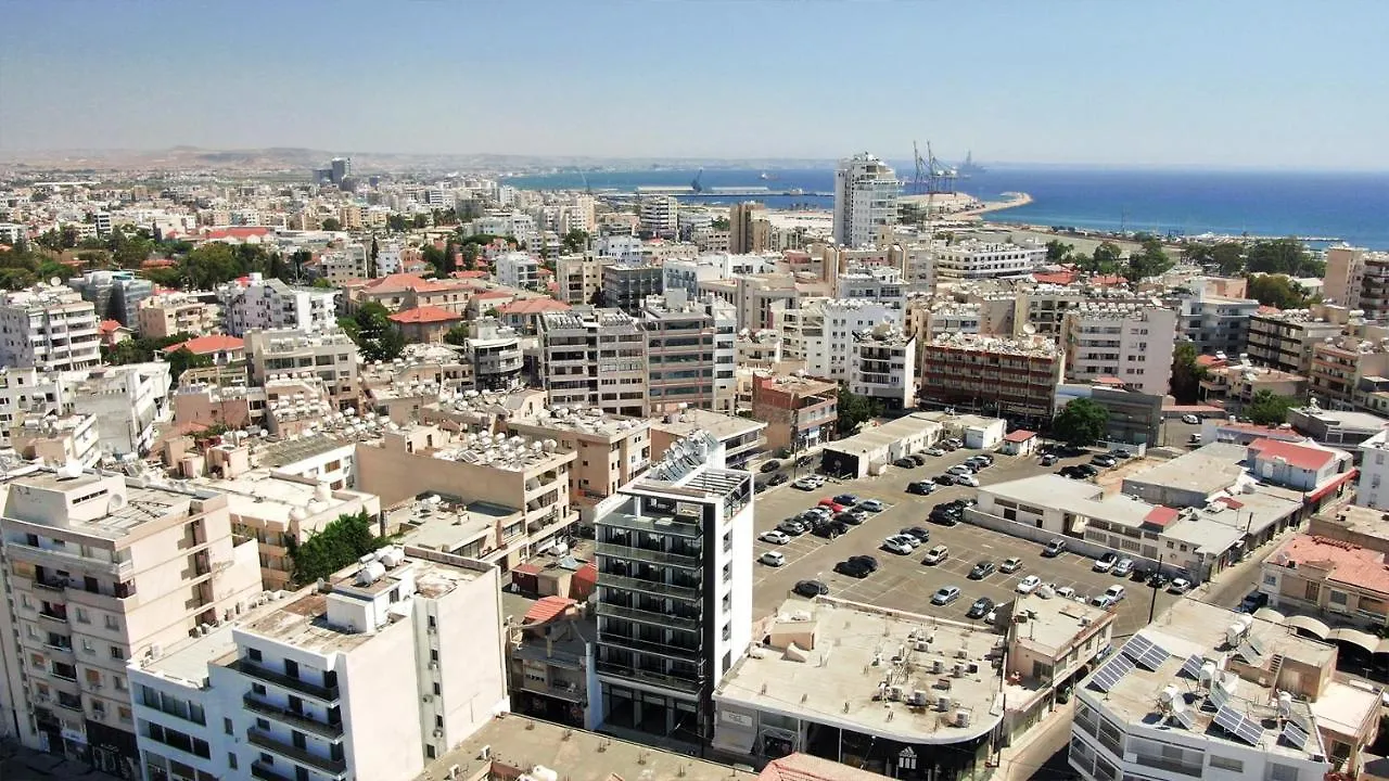 Appart hôtel Jimmy'S Suites Larnaca