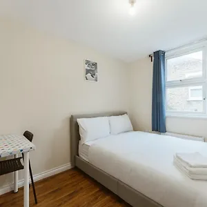  Hostel Mile End 57a Wielka Brytania